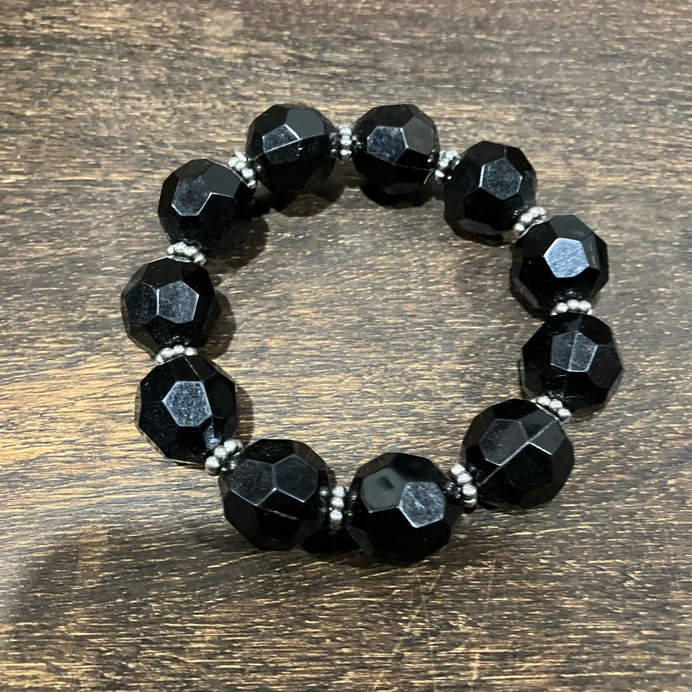 ⭐️3/$20⭐️ Black shiny Bracelet